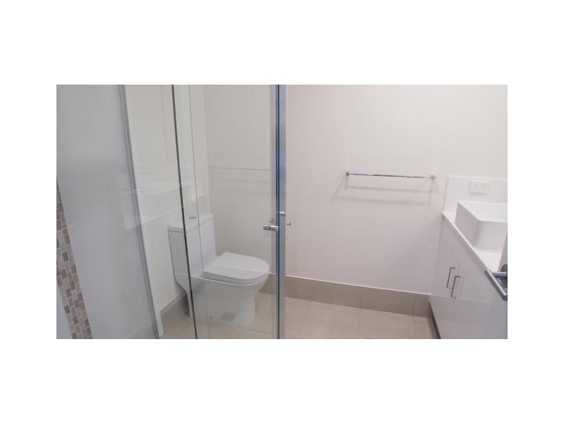 32 Broadwater Avenue, Hope Island QLD 4212