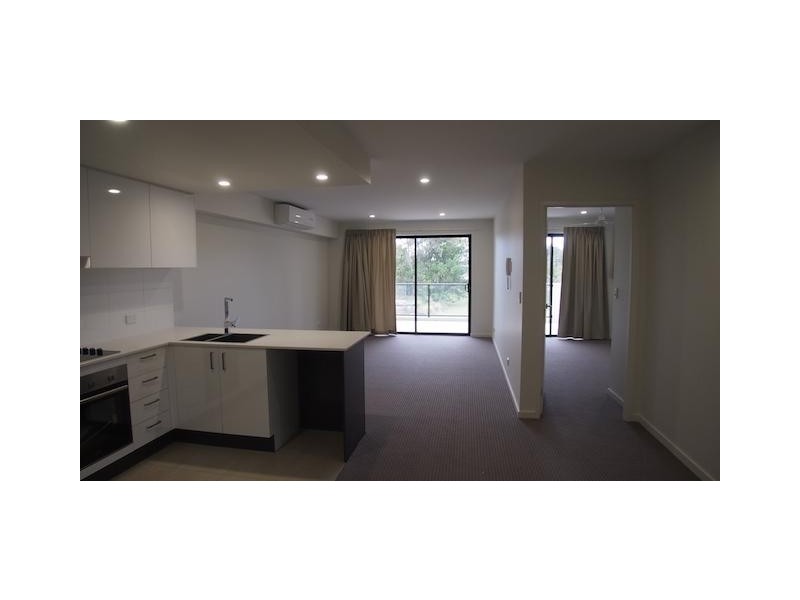 32 Broadwater Avenue, Hope Island QLD 4212