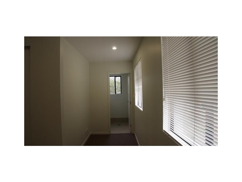 32 Broadwater Avenue, Hope Island QLD 4212