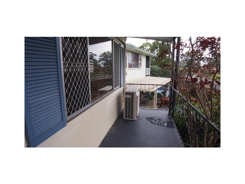 59 Ridgeway Avenue, Southport QLD 4215