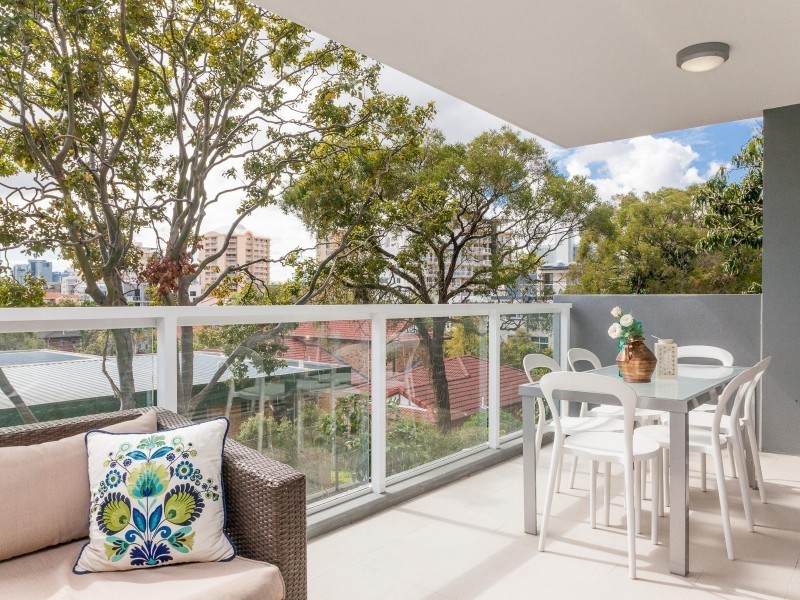 18/35 Chasley St., Auchenflower QLD 4066