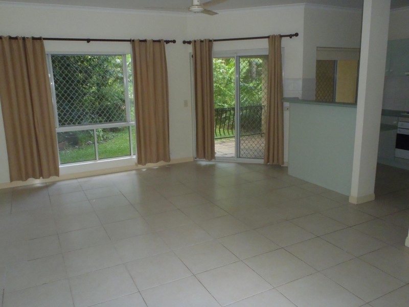 Unit 23/5-15 McGregor Street, Mooroobool QLD 4870