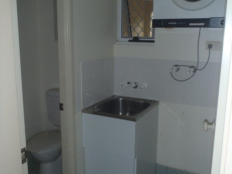 Unit 23/5-15 McGregor Street, Mooroobool QLD 4870