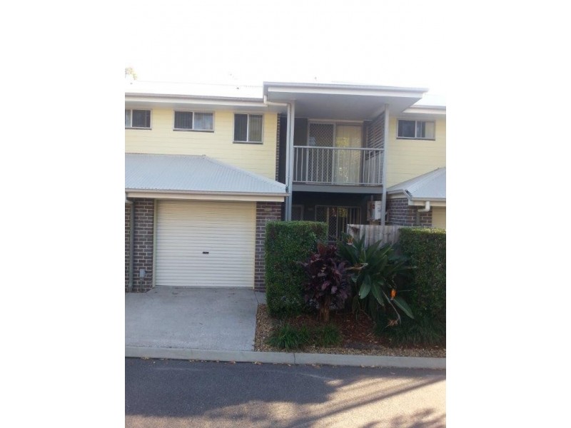 19 Russell Street, Everton Park QLD 4053