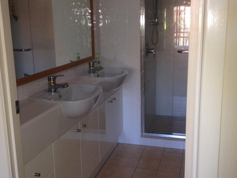 39/34 Albicore Street, Mermaid Waters QLD 4218