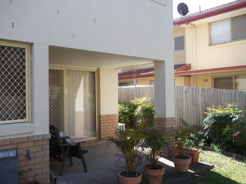 6 Samanthas Way, Slacks Creek QLD 4127