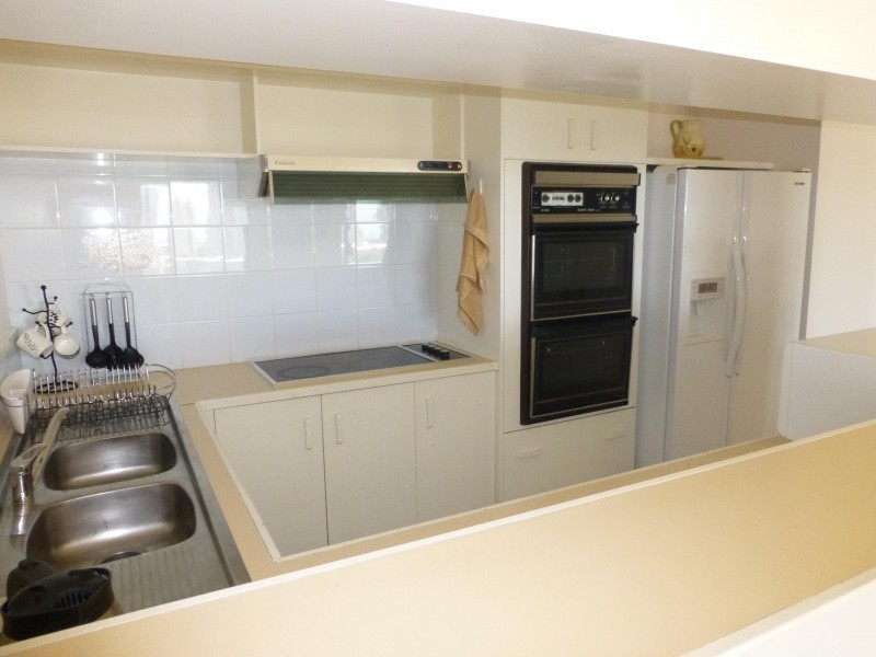 2 Admiralty Drive, Surfers Paradise QLD 4217