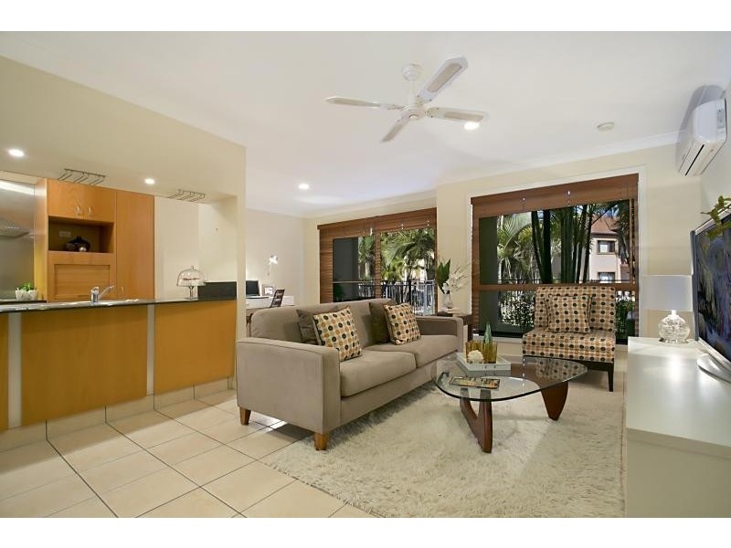 85 Palm Meadows Drive, Carrara QLD 4211