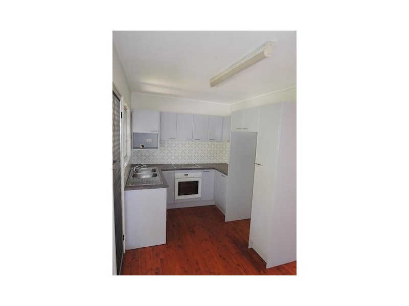 1/59 Ridgeway Avenue, Southport QLD 4215