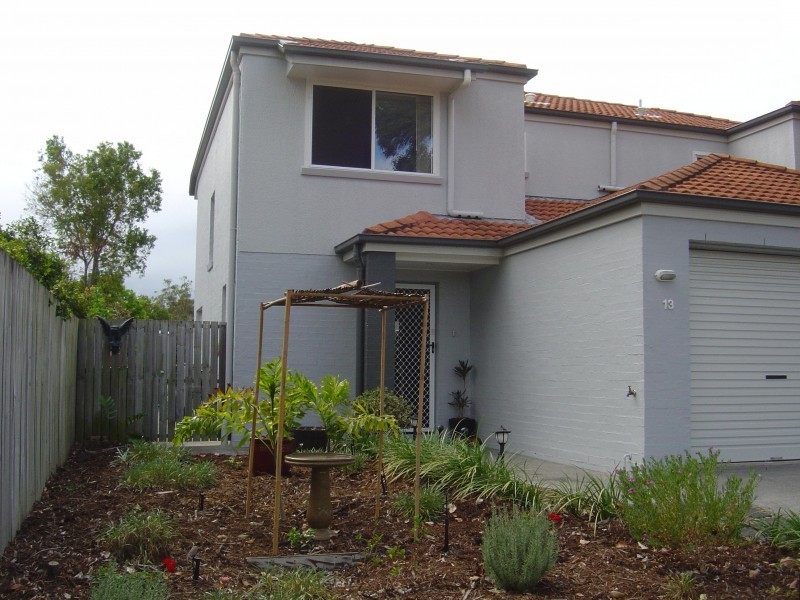 83 Dibar St, Wynnum QLD 4178