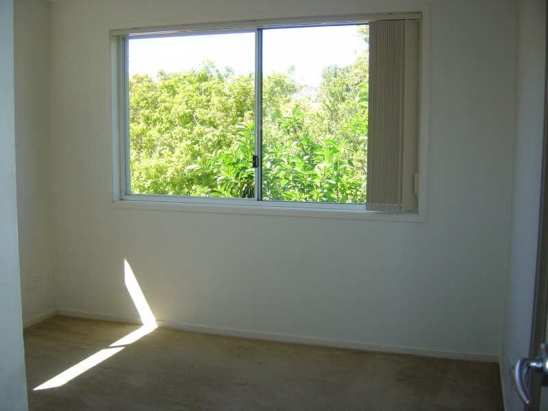 83 Dibar St, Wynnum QLD 4178