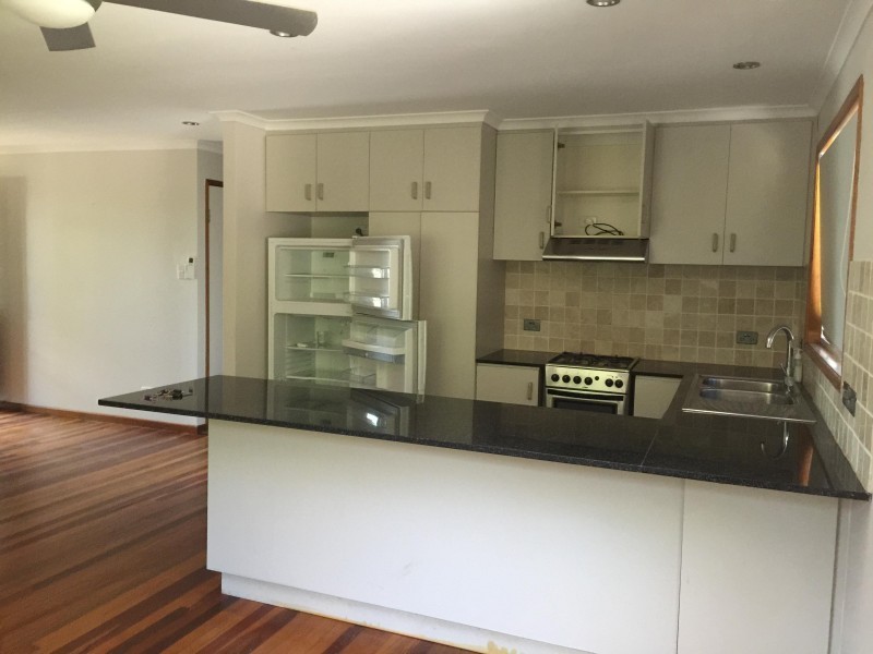 21 Grace Avenue, Cannonvale QLD 4802