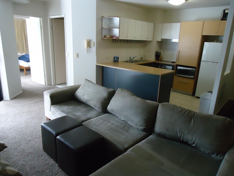 15 Goodwin Street, Kangaroo Point QLD 4169