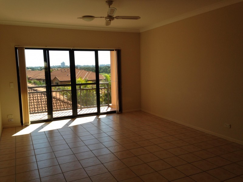 85 Palm Meadows Drive, Carrara QLD 4211