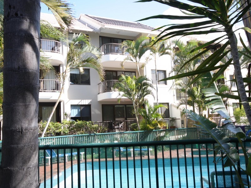 9 Bayview St, Runaway Bay QLD 4216