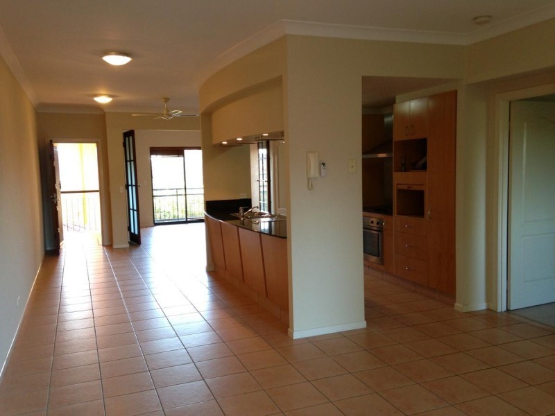 85 Palm Meadows Drive, Carrara QLD 4211