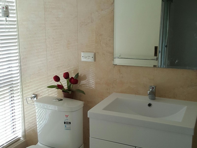 5 Bordeaux Street, Eight Mile Plains QLD 4113