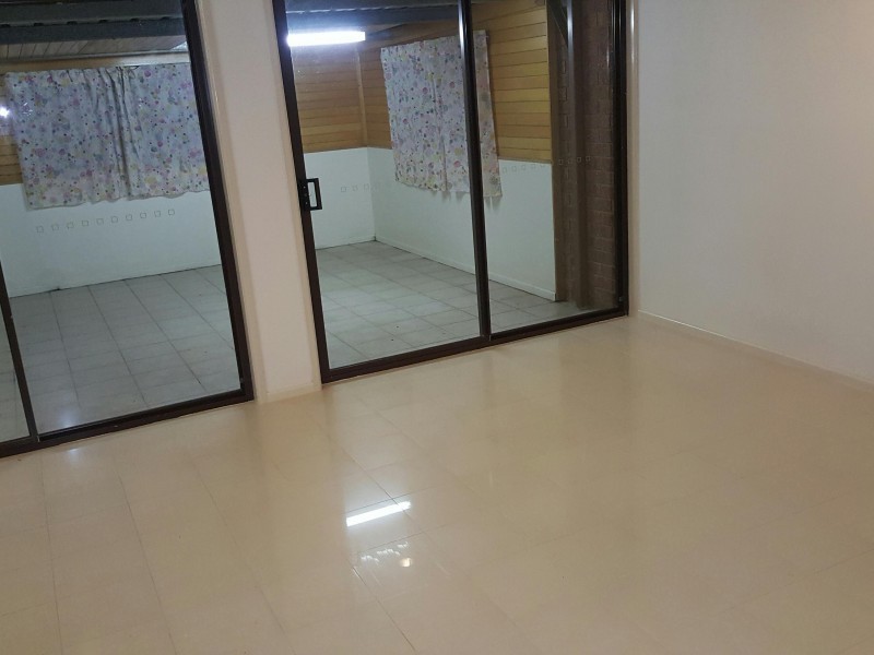 5 Bordeaux Street, Eight Mile Plains QLD 4113