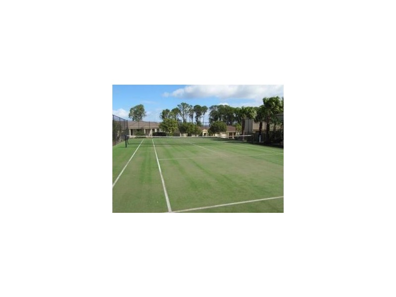 433  Brisbane Road, Arundel QLD 4214