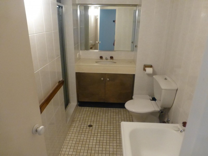 2 Admiralty Drive, Surfers Paradise QLD 4217