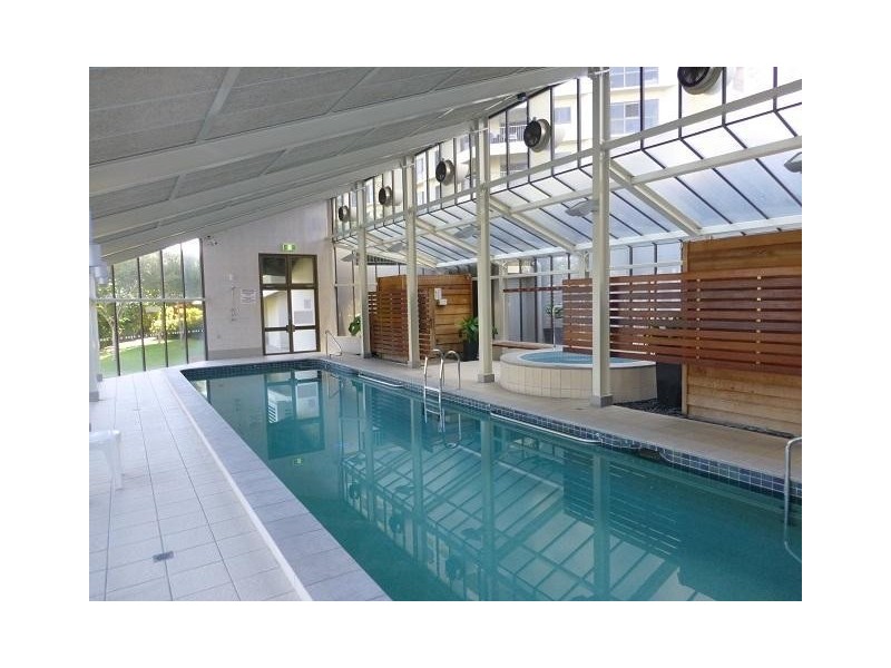 2 Admiralty Drive, Surfers Paradise QLD 4217