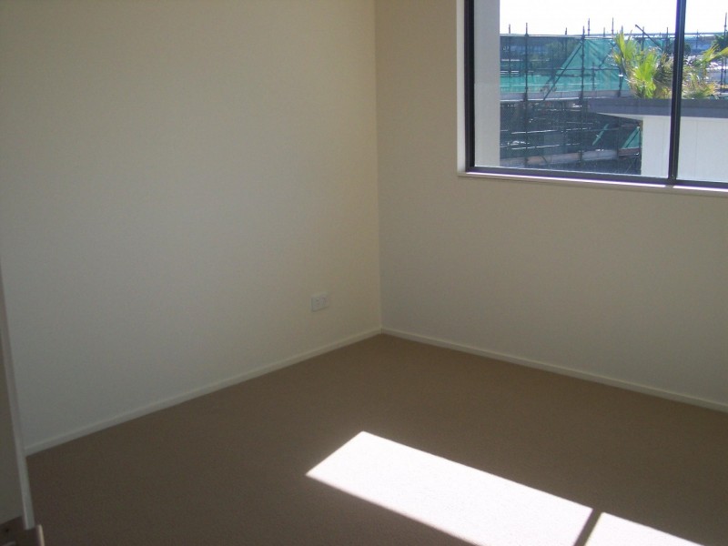 1054/18 Manning Street, Milton QLD 4064