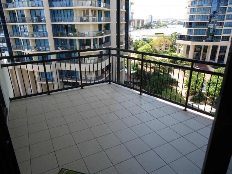 15 Goodwin Street, Kangaroo Point QLD 4169