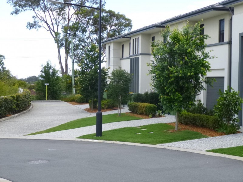 1/2 Bourton Road, Merrimac QLD 4226