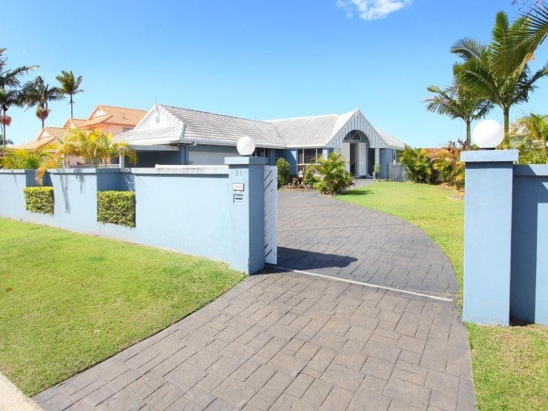 21 Allandale Entrance, Mermaid Waters QLD 4218