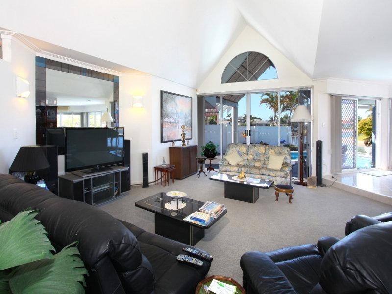 21 Allandale Entrance, Mermaid Waters QLD 4218