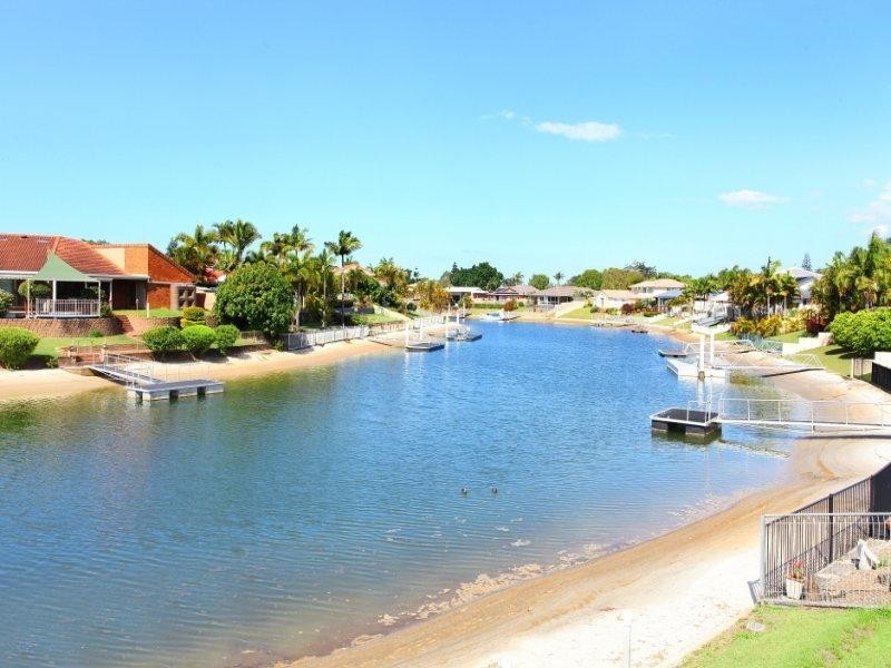 21 Allandale Entrance, Mermaid Waters QLD 4218