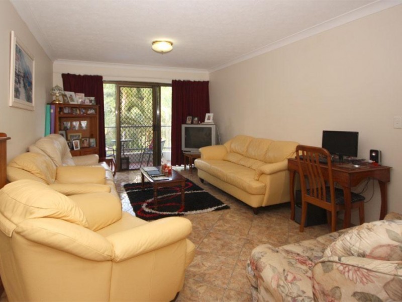 9 Bayview Street, Runaway Bay QLD 4216