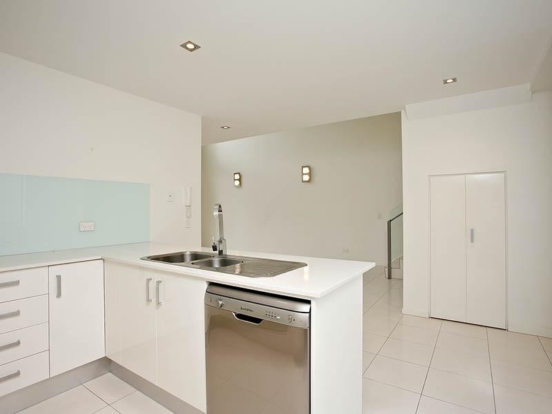 Unit 42/78 Merivale Street, South Brisbane QLD 4101