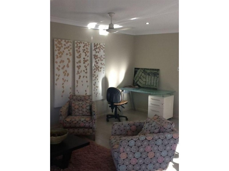 9 Balladonia Avenue, Black River QLD 4818