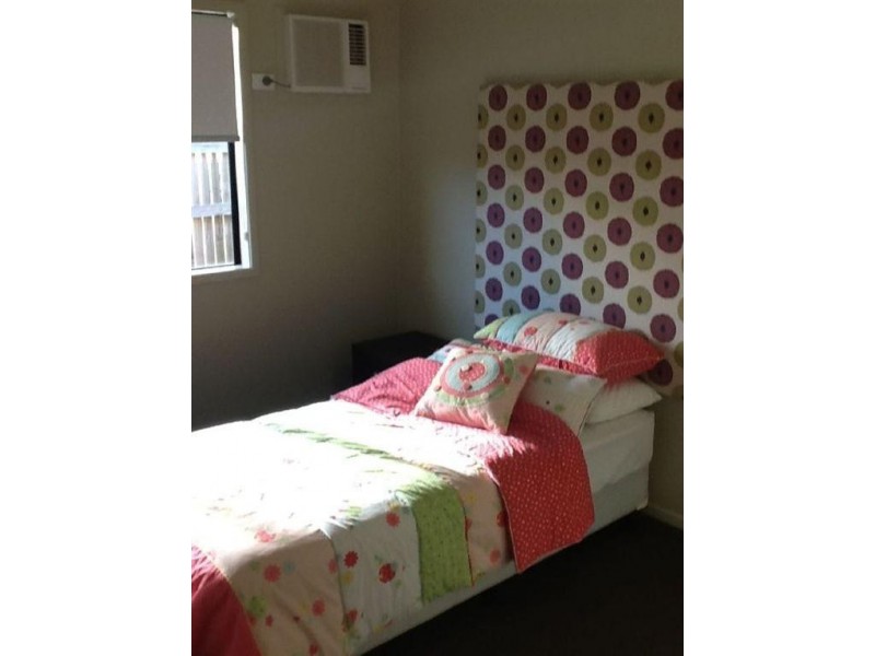 9 Balladonia Avenue, Black River QLD 4818