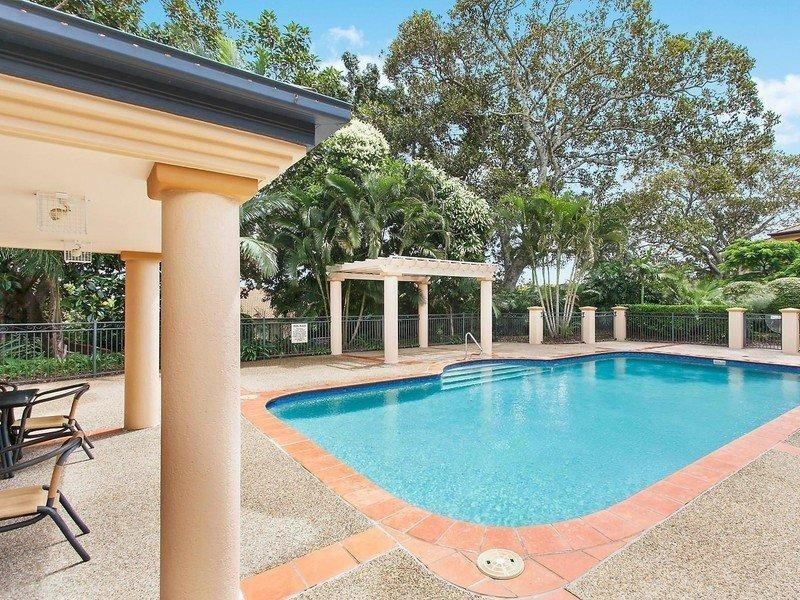 85 Palm Meadows Drive, Carrara QLD 4211