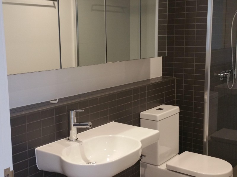 55  Railway Tce, Milton QLD 4064