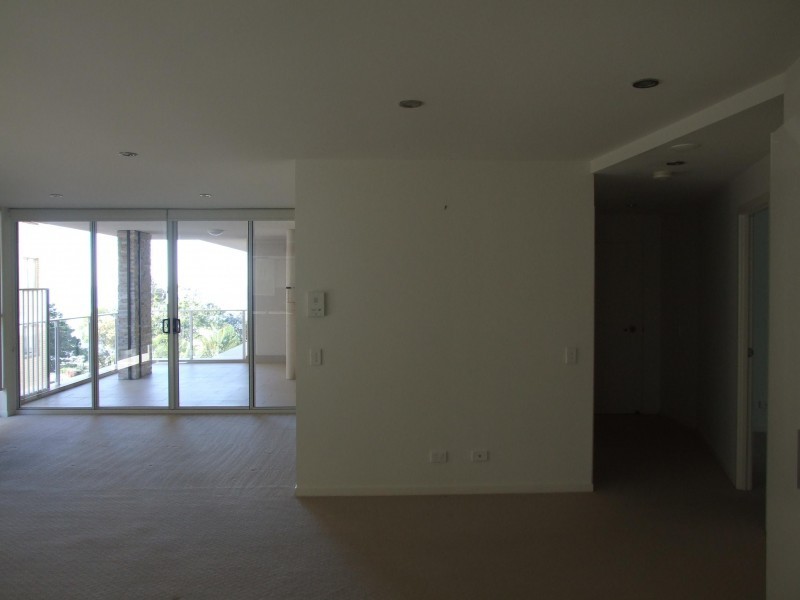 87 Marine Parade, Redcliffe QLD 4020