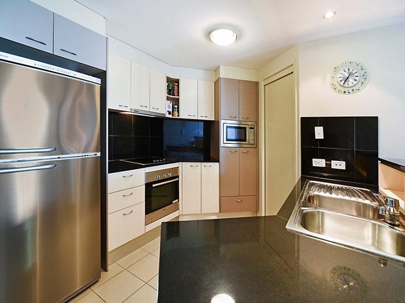 62/21 Cypress Avenue, Surfers Paradise QLD 4217