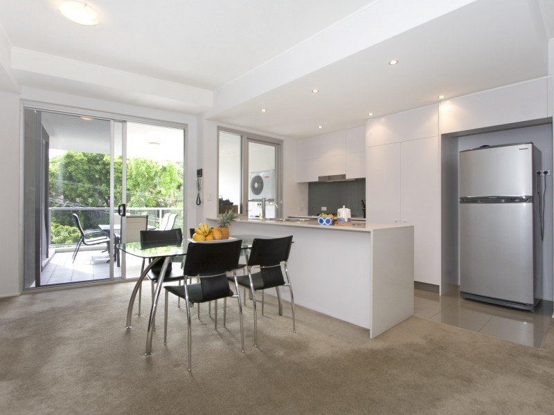 8 Dunmore Terrace, Auchenflower QLD 4066