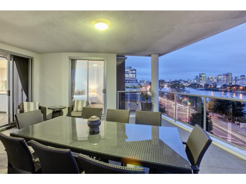 8 Dunmore Terrace, Auchenflower QLD 4066