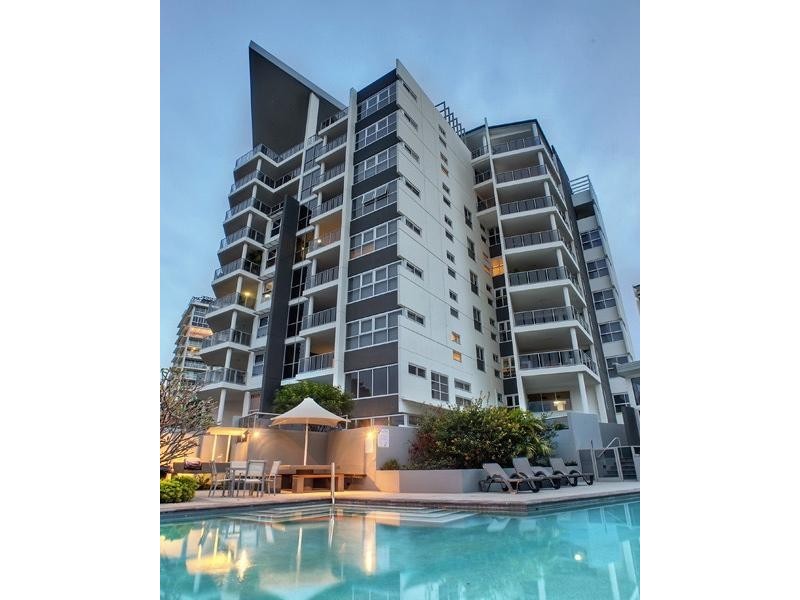 8 Dunmore Terrace, Auchenflower QLD 4066