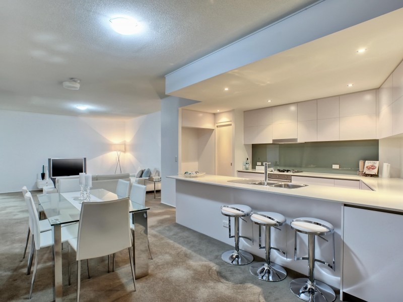 8 Dunmore Terrace, Auchenflower QLD 4066