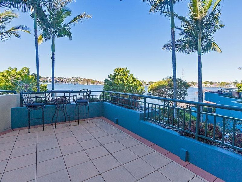45 Newstead Terrace, Newstead QLD 4006