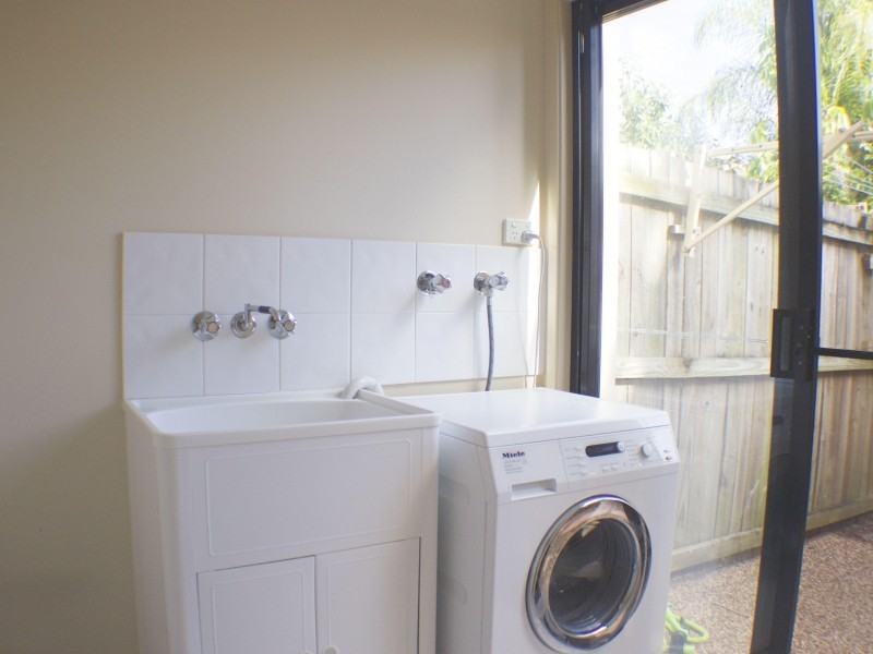 3/20-22 Broad Street, Labrador QLD 4215