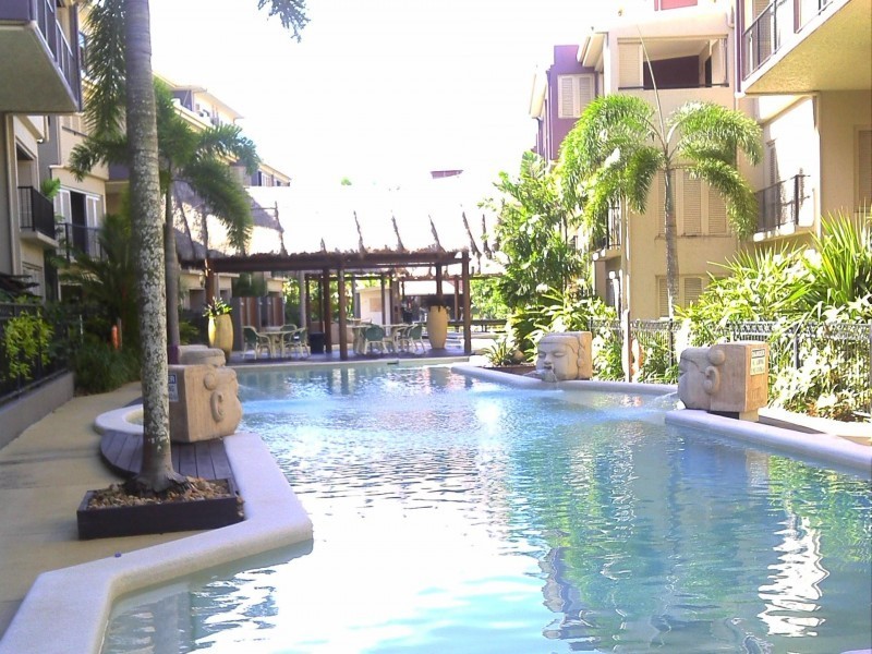 305 305/2 Rigg Street, Woree QLD 4868