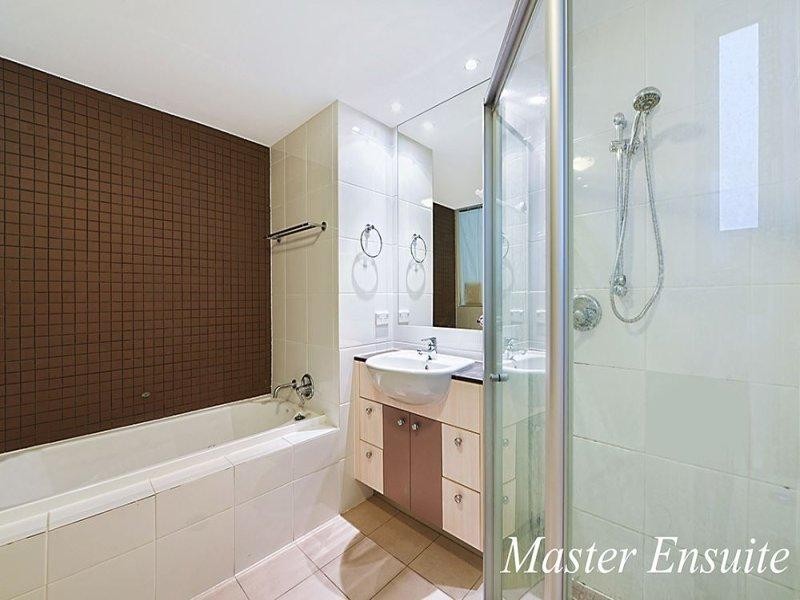 11/21 Cypress Avenue, Surfers Paradise QLD 4217