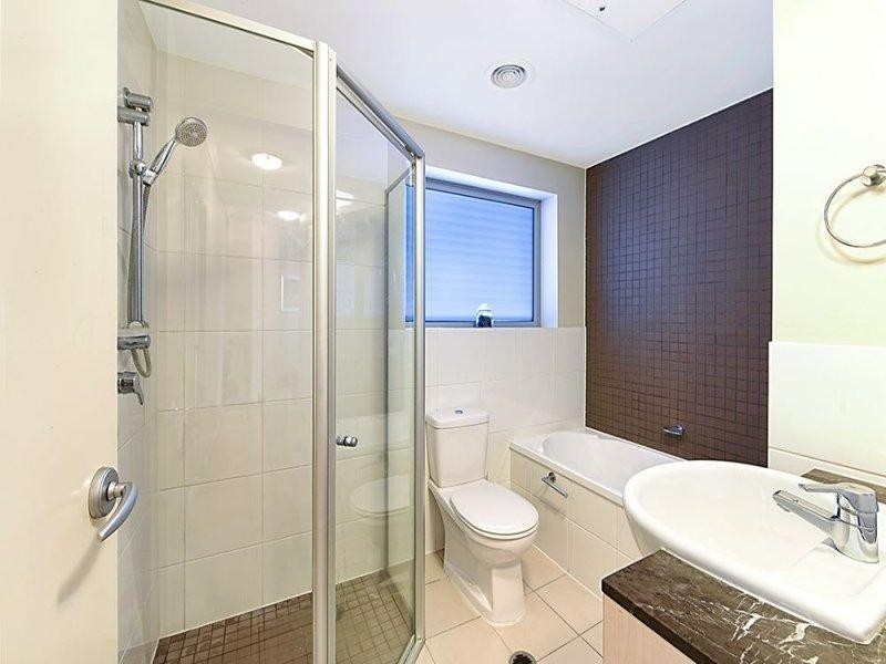 11/21 Cypress Avenue, Surfers Paradise QLD 4217