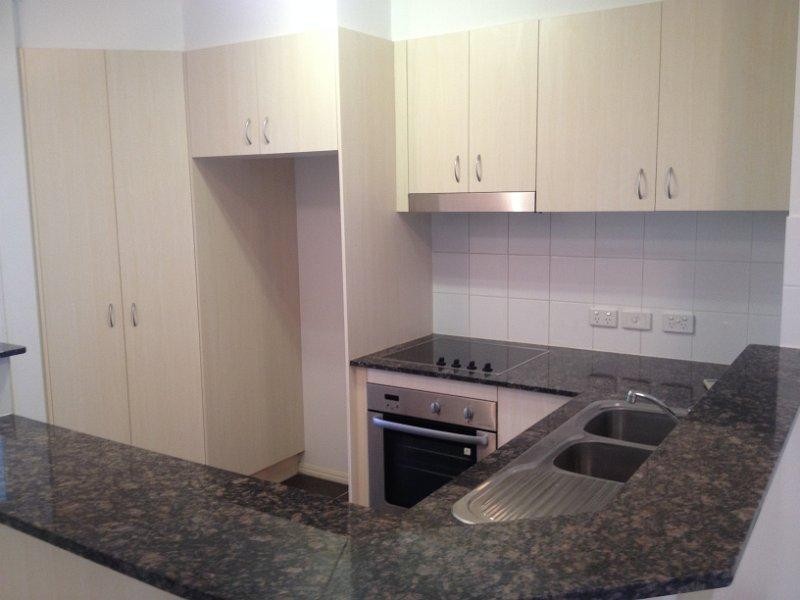 32/6 Fifth Avenue, Burleigh Heads QLD 4220