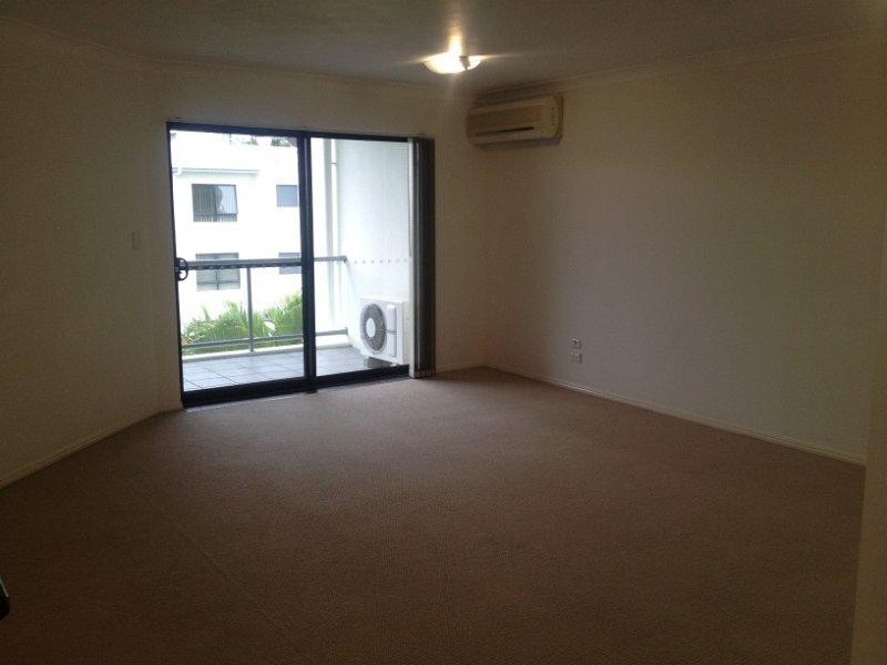 32/6 Fifth Avenue, Burleigh Heads QLD 4220